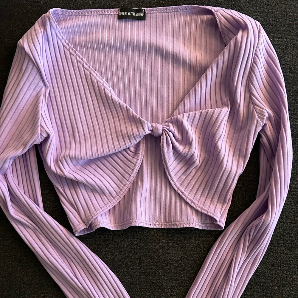 Pretty Little Thing   Lavender crop top